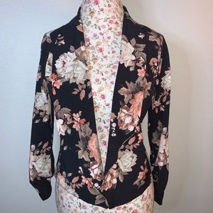 Black floral blazer-like cardigan